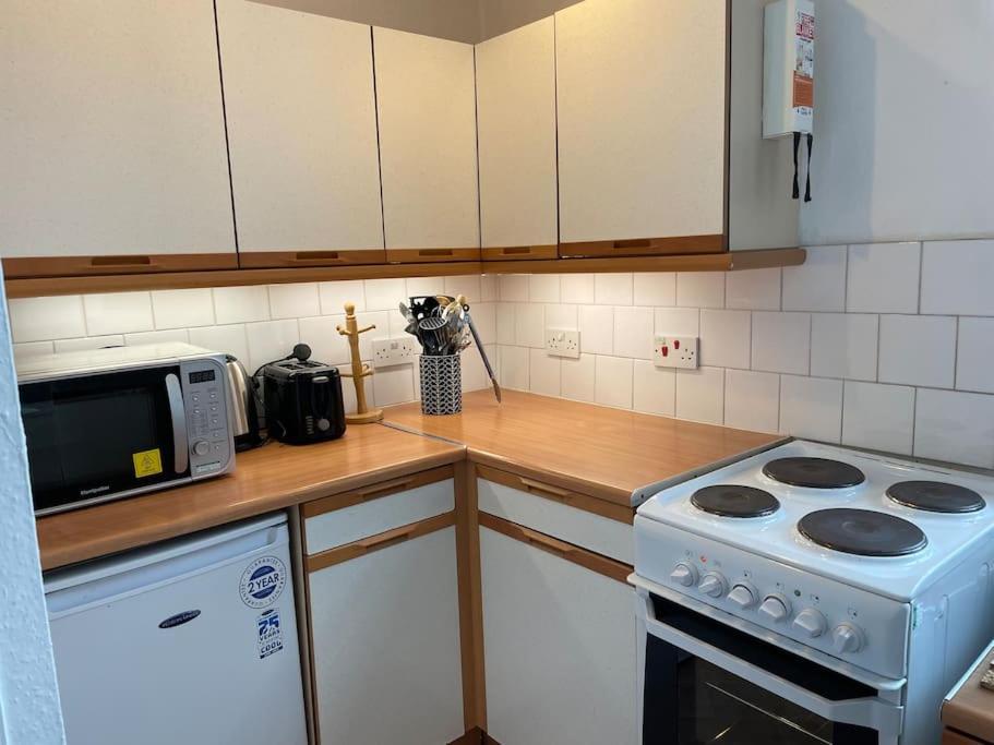 City Studio Flat West Toll Cross Единбург Екстериор снимка