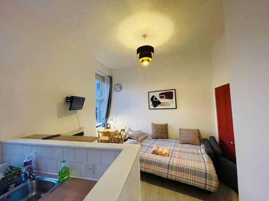 City Studio Flat West Toll Cross Единбург Екстериор снимка